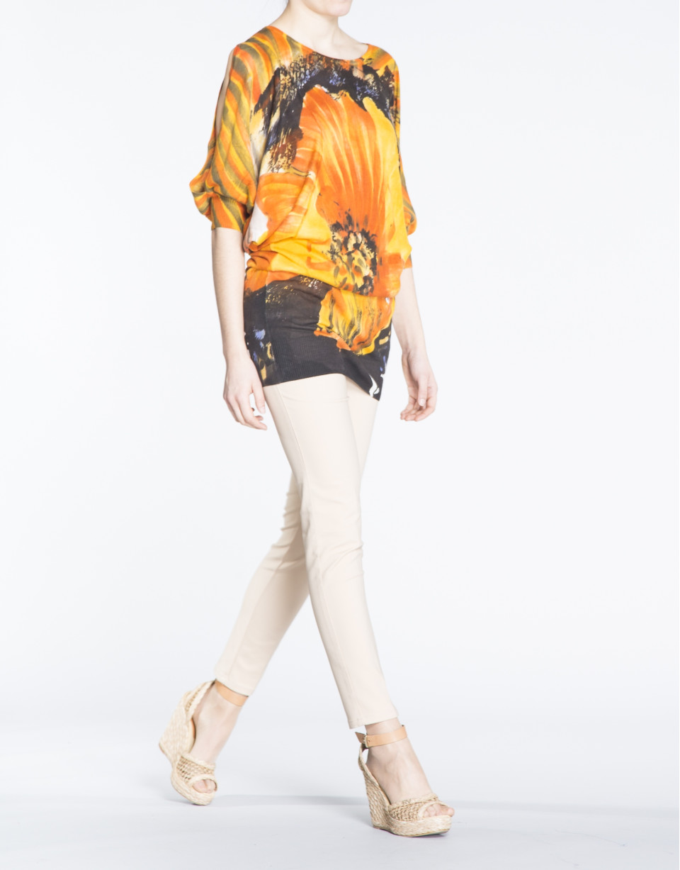 Long floral print bat sleeve sweater 