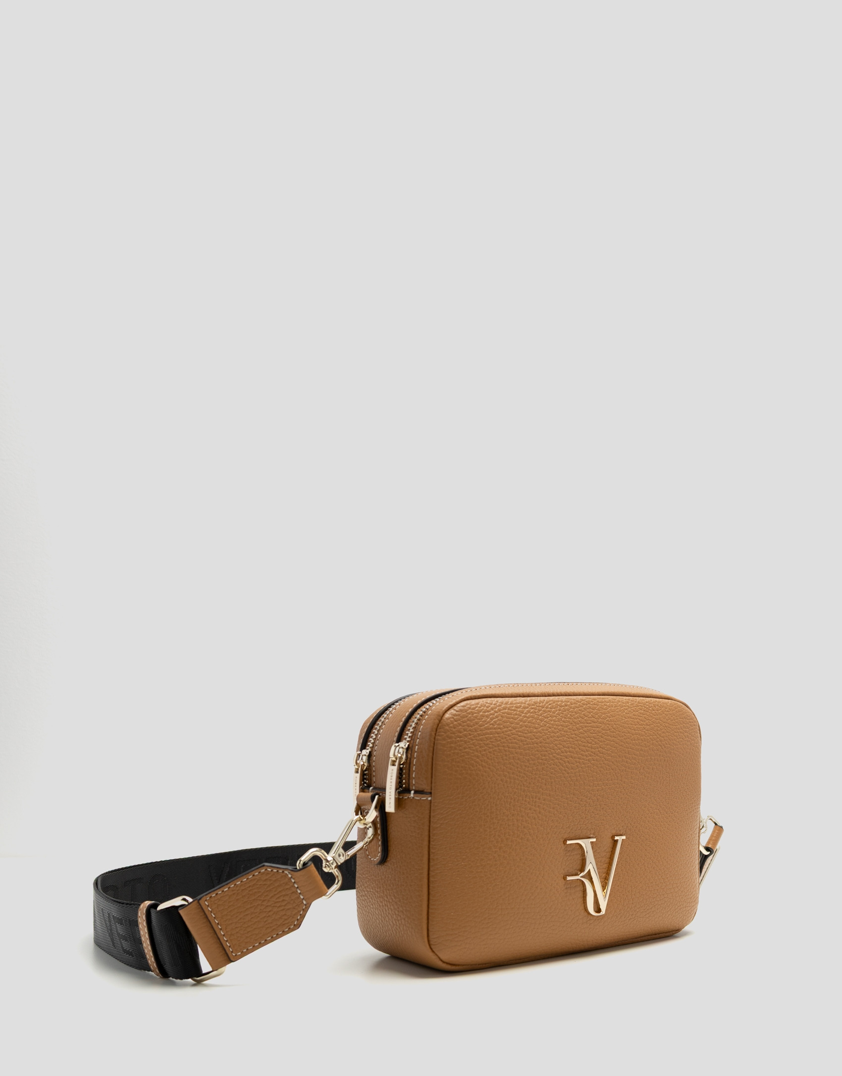 Thais camel leather shoulder bag - Gift Guide | Roberto Verino
