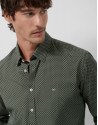 Camisa sport regular caqui estampado geométrico | Roberto Verino