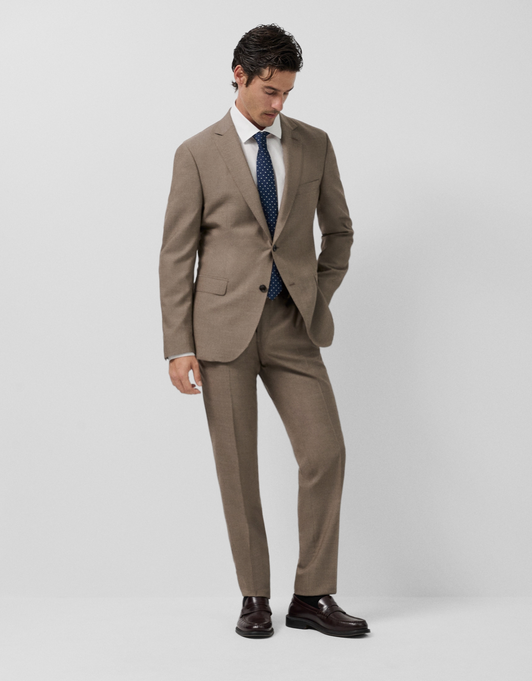 Slim fit half canvas suit, fake plain tan - Man | Roberto Verino