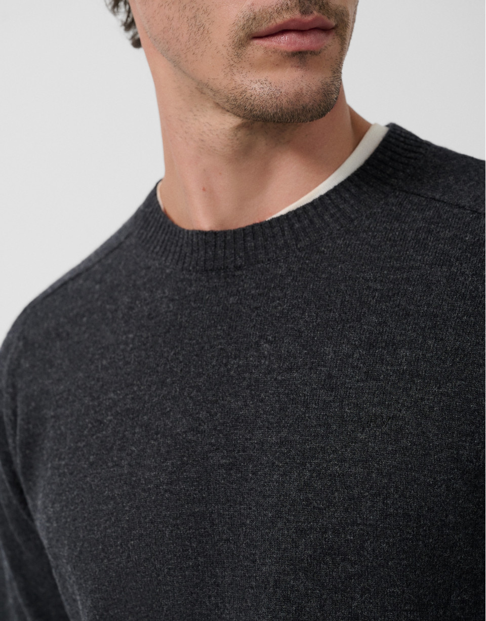 Dark grey wool/cashmere sweater - Man - AW2025 | Roberto Verino