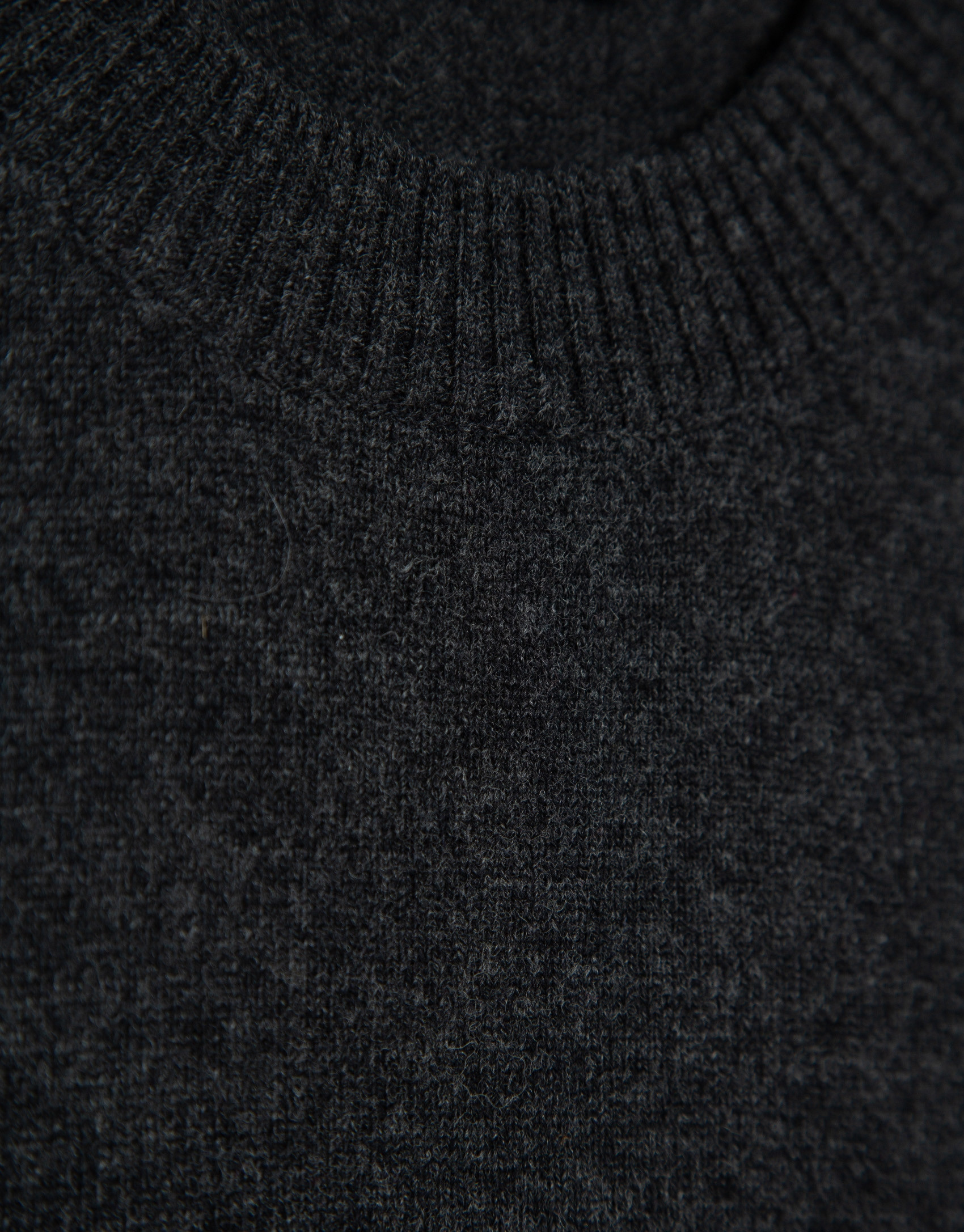 Dark grey wool/cashmere sweater - Man - AW2025 | Roberto Verino