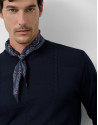 Navy wool sweater with pattern on the front | Roberto Verino