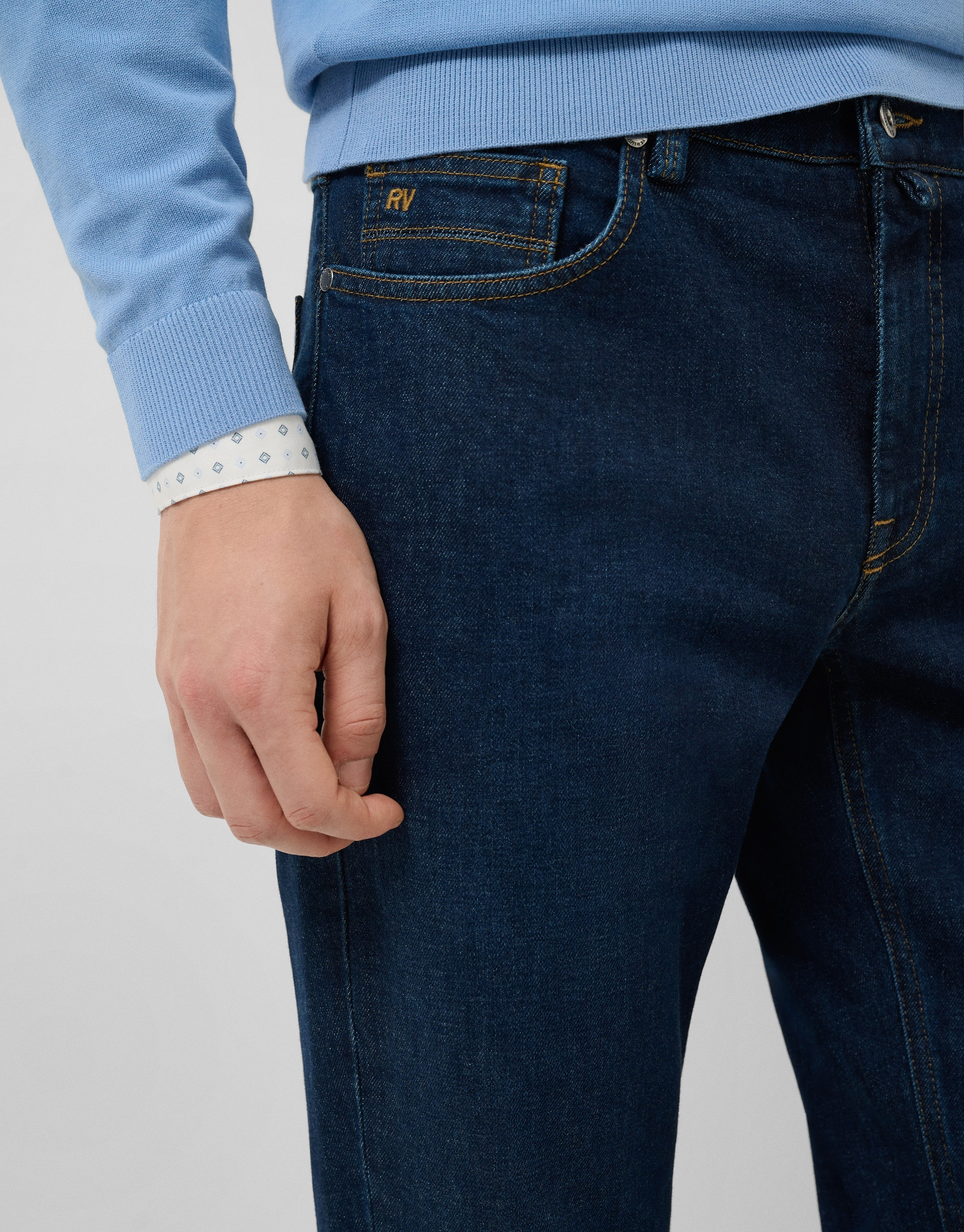 Regular fit dark blue men's denim trousers | Roberto Verino