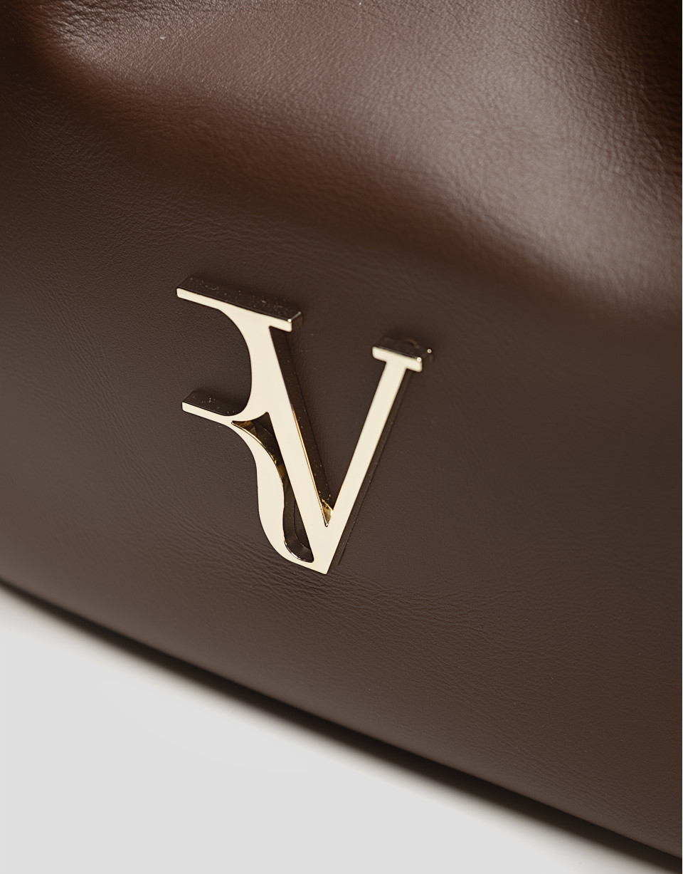 Daniela Midi brown leather handbag - Gift Guide | Roberto Verino