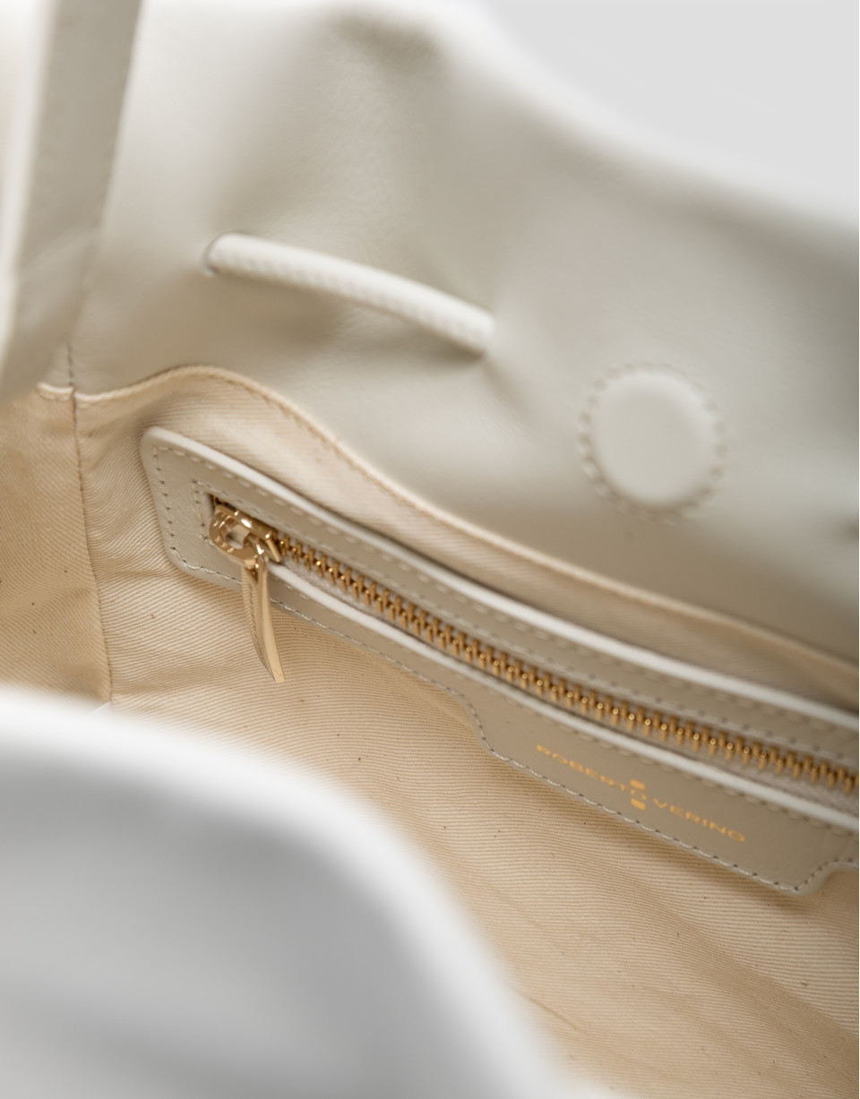 Daniela Midi handbag in ecru leather | Roberto Verino