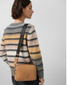 Thais camel leather shoulder bag - Gift Guide | Roberto Verino