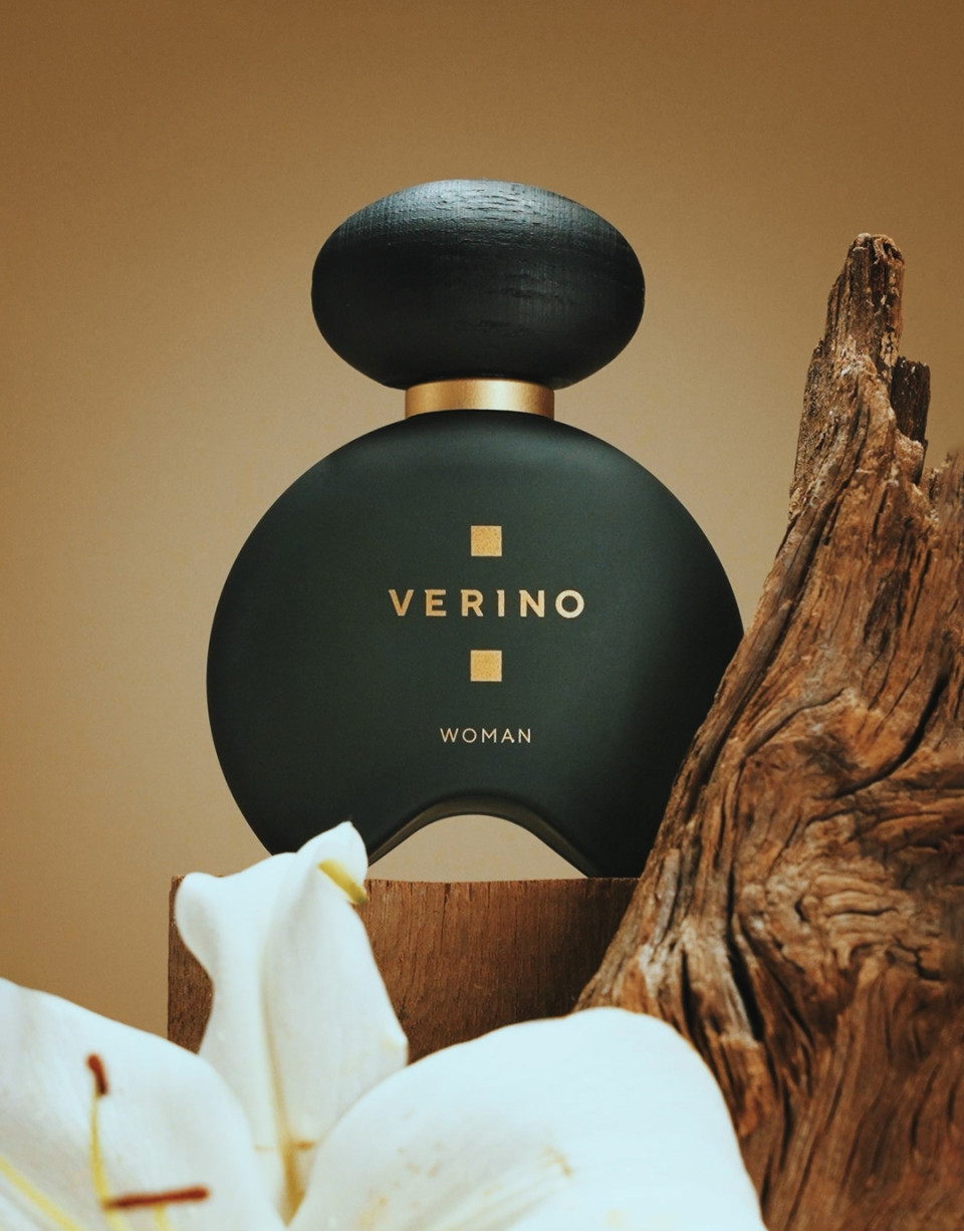 Agua de perfume vaporizador VERINO WOMAN 85 ml  | Roberto Verino