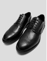 Zapato en piel negro estilo blucher picados | Roberto Verino