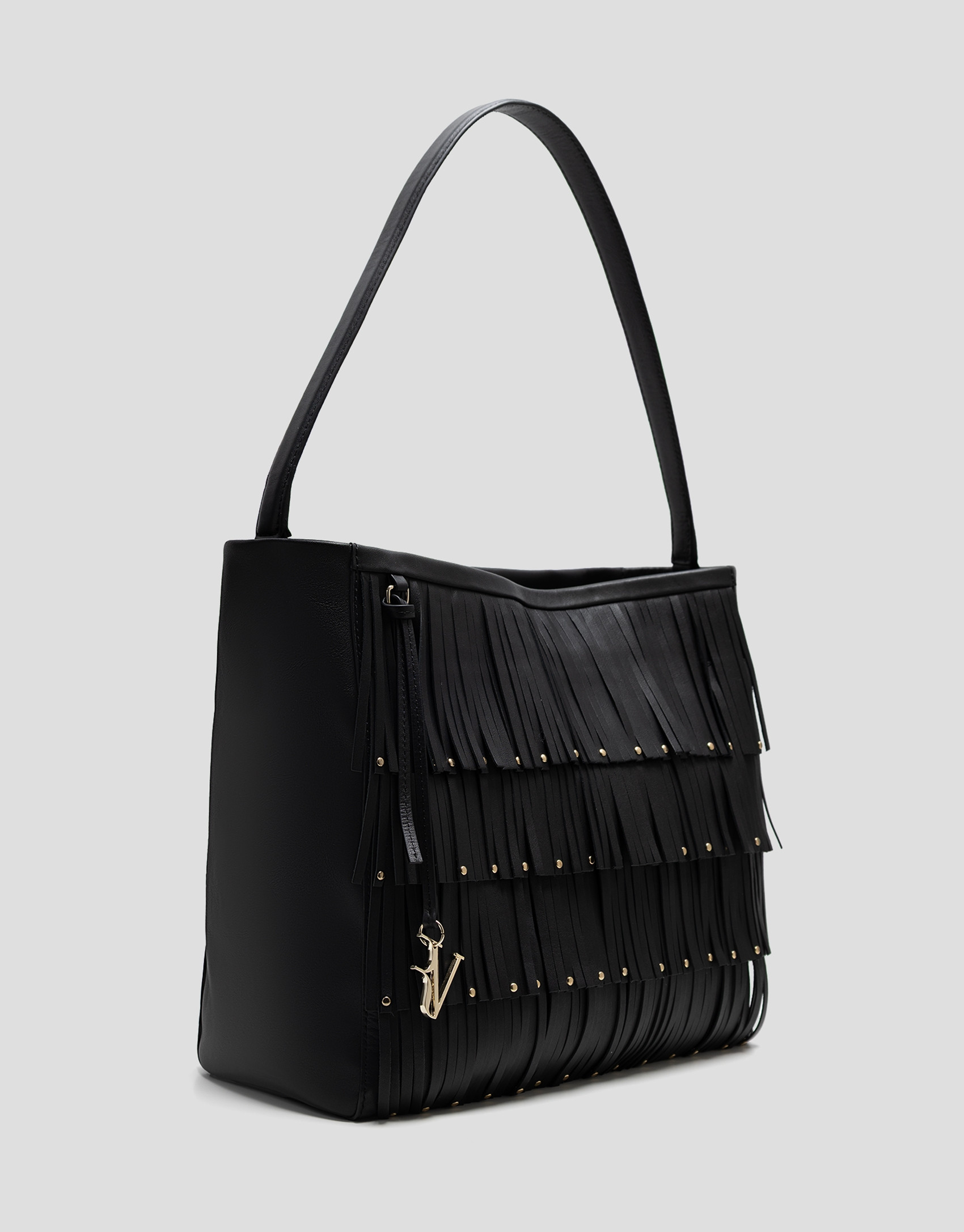 Chloe black leather hobo bag with fringes | Roberto Verino