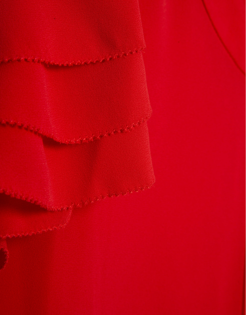 Blusa manga corta con volantes rojo - Mujer | Roberto Verino