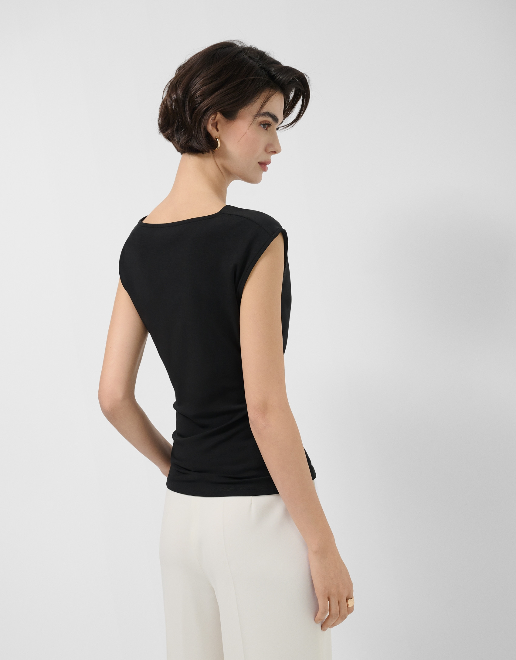 Camiseta sin mangas punto cortado negro - Mujer | Roberto Verino