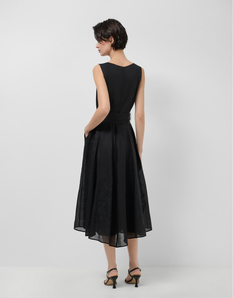 Black ramie dress with matching floral ... | Roberto Verino
