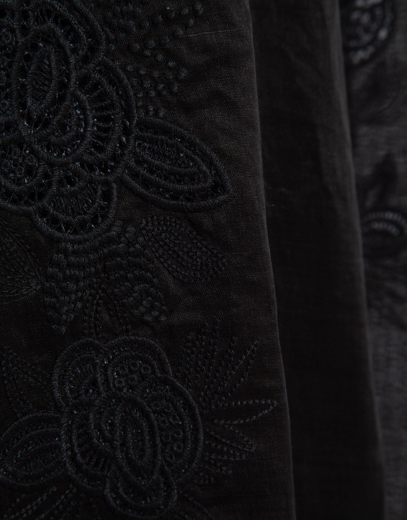 Black ramie dress with matching floral ... | Roberto Verino