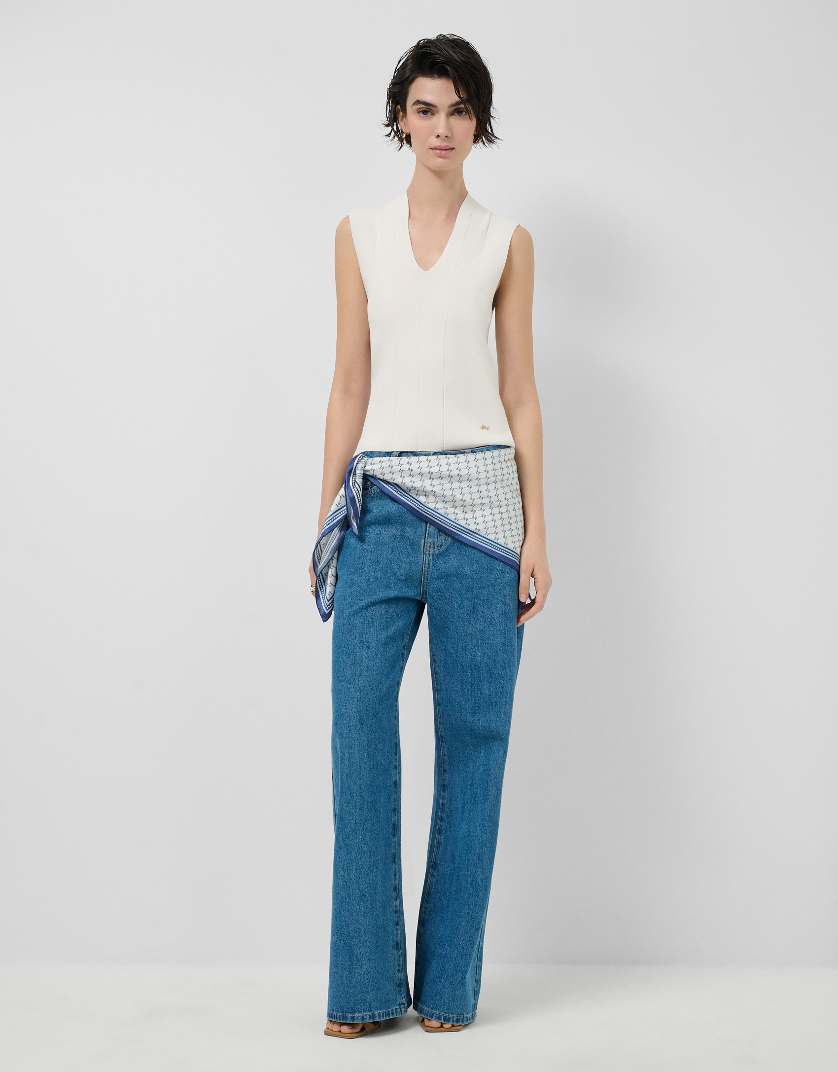 Ecru V-neck top in Roma knit - Woman - SS2026 | Roberto Verino