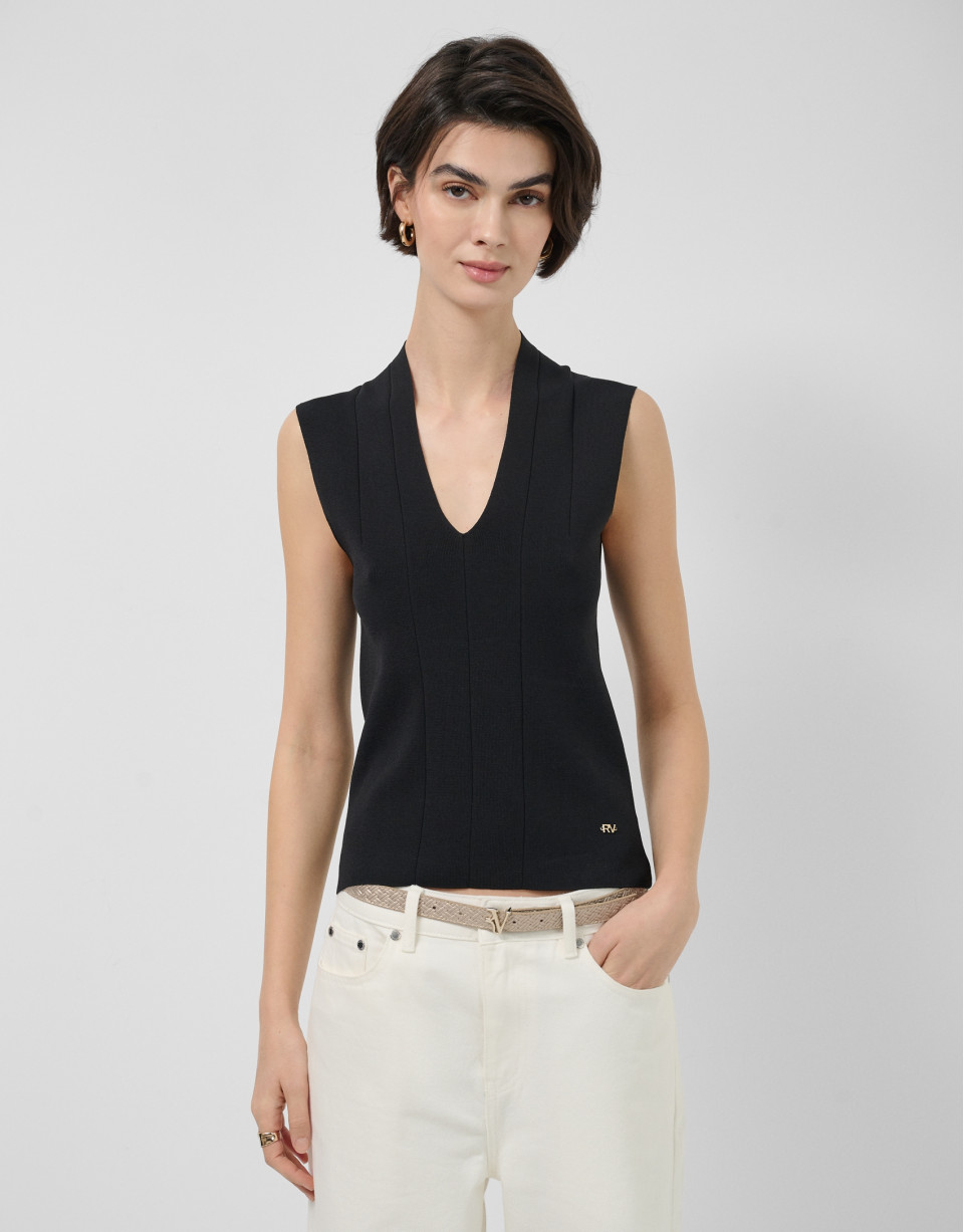 Black V-neck top in plain knit - Woman - SS2026 | Roberto Verino