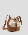 Bolso de hombro Iera Bucket lona y piel cámel | Roberto Verino
