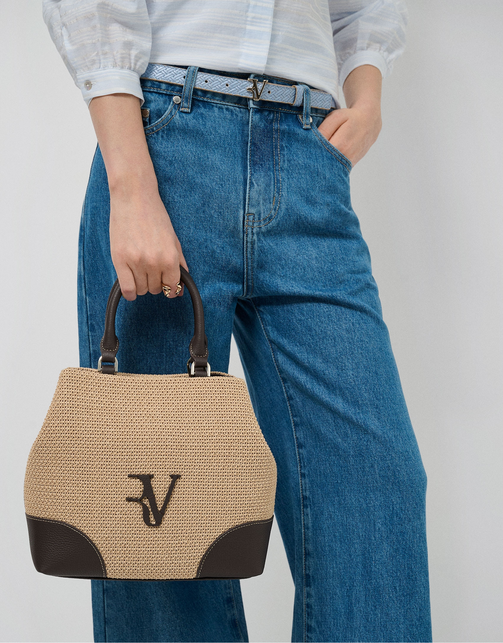 Bolso Vera Bucket beige y piel marrón - Mujer | Roberto Verino