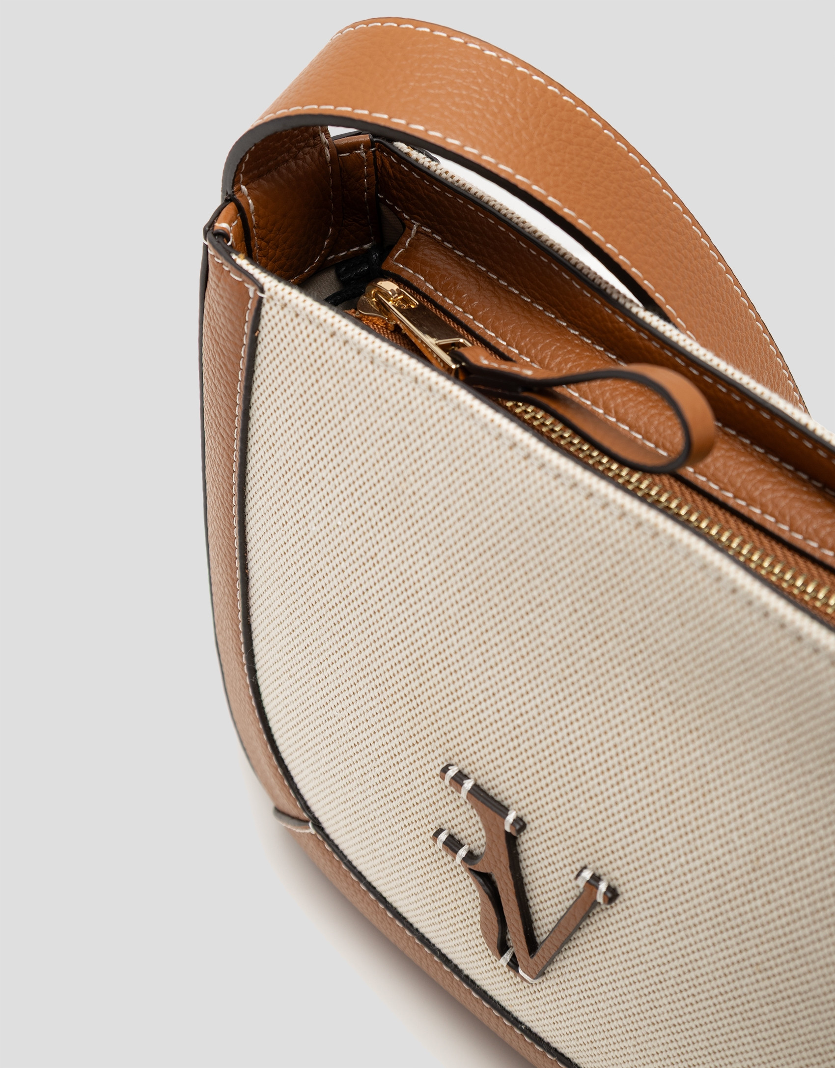 Iera Crossbag shoulder bag in canvas and ... | Roberto Verino
