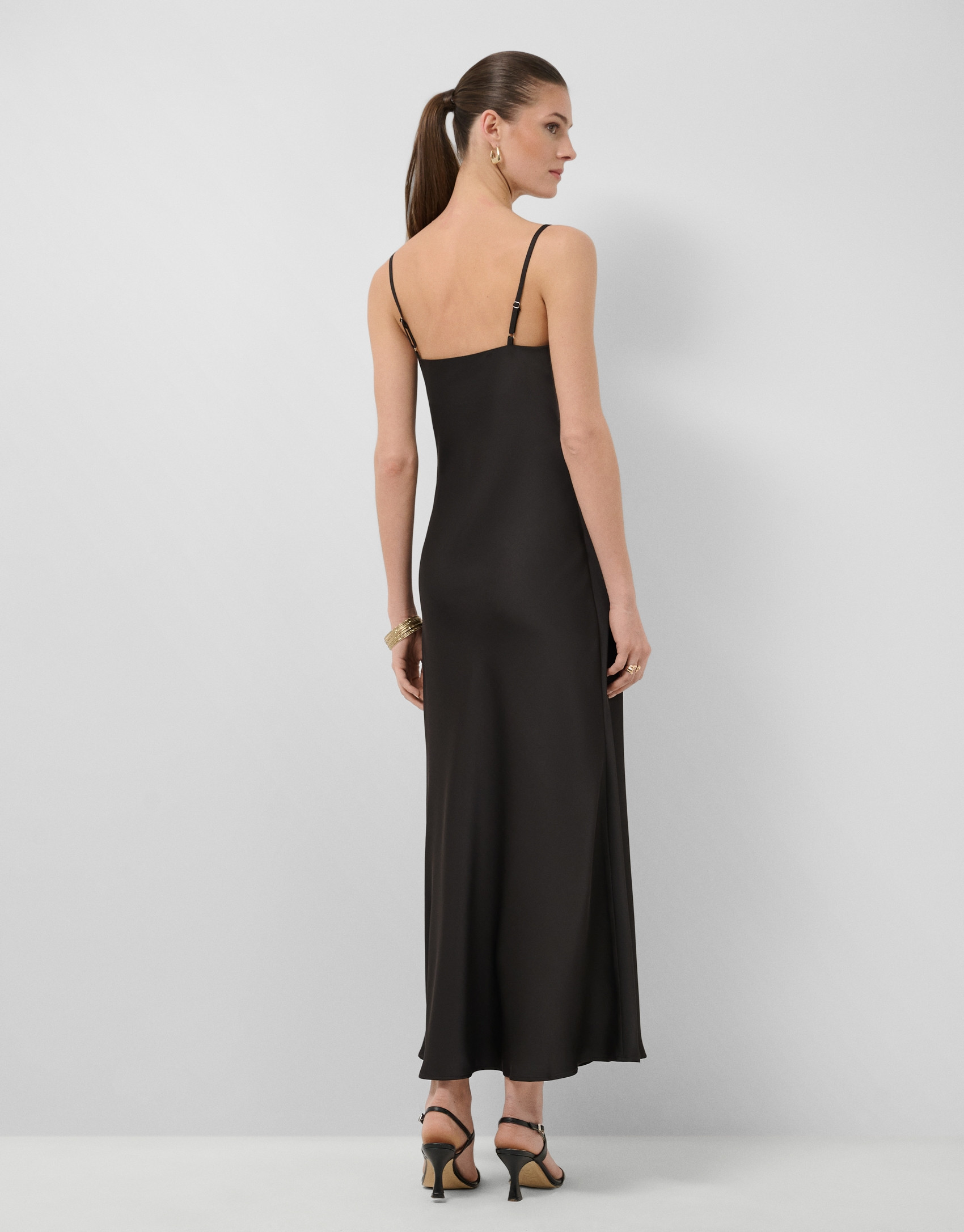Vestido lencero de tirantes negro - Mujer | Roberto Verino