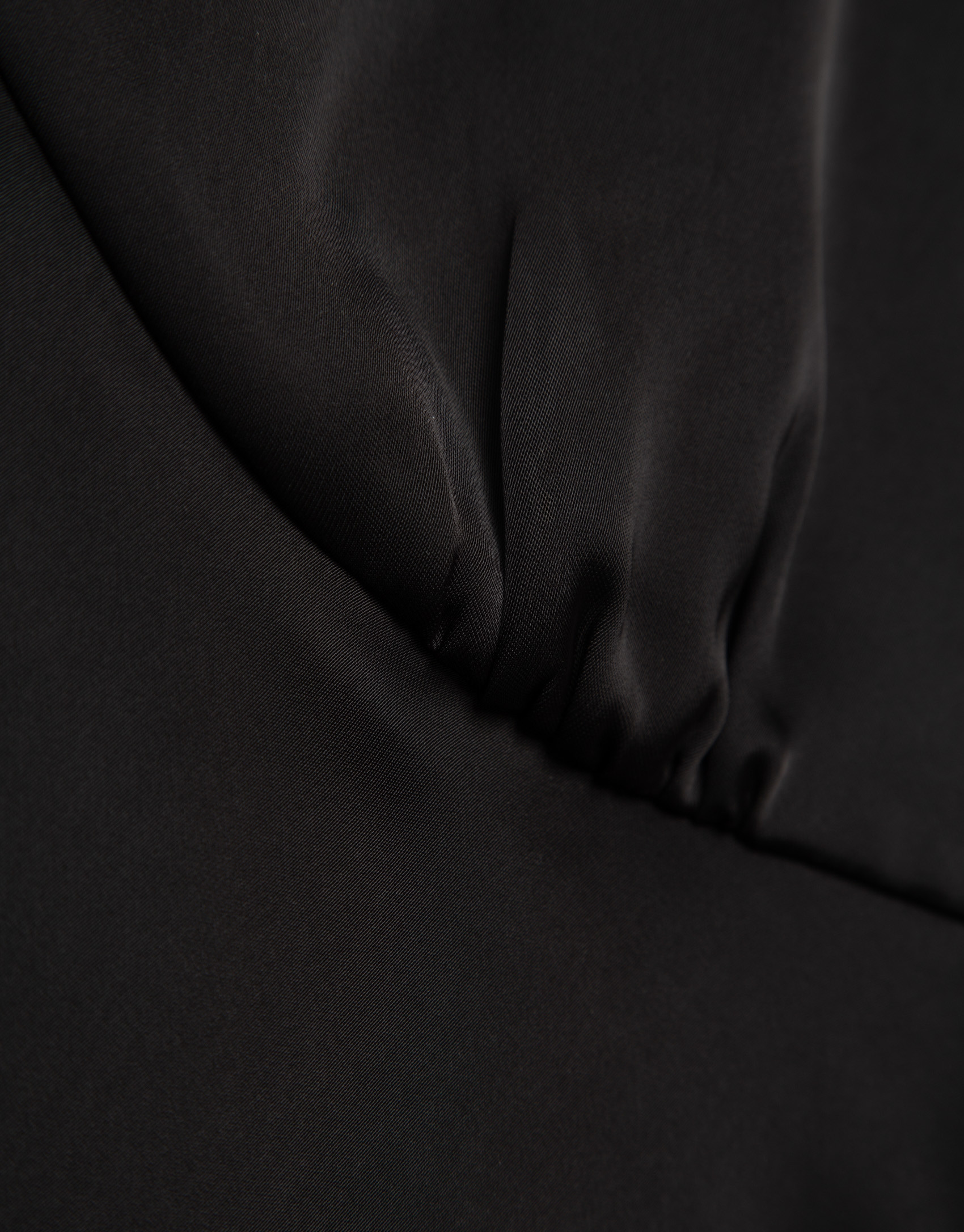 Vestido lencero de tirantes negro - Mujer | Roberto Verino