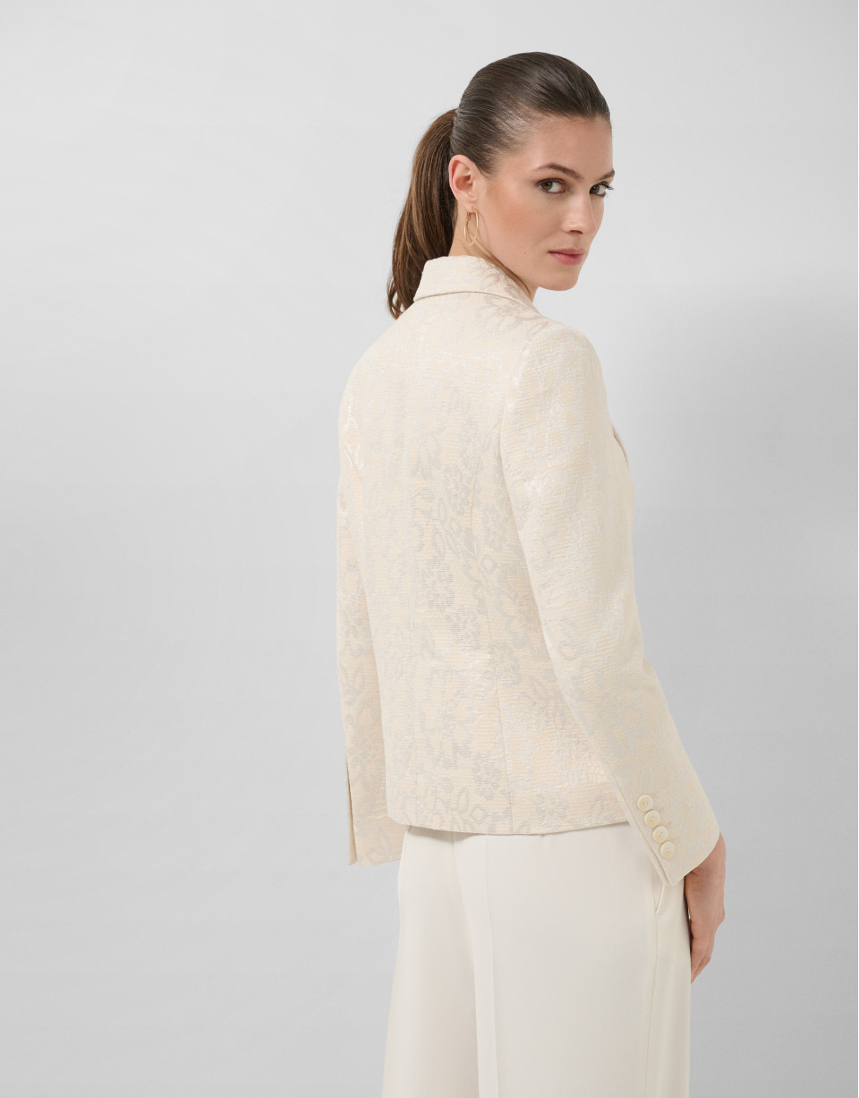 Chaqueta corta beige jacquard floral plata ... | Roberto Verino