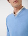Light blue high twist V-neck jumper - Man | Roberto Verino