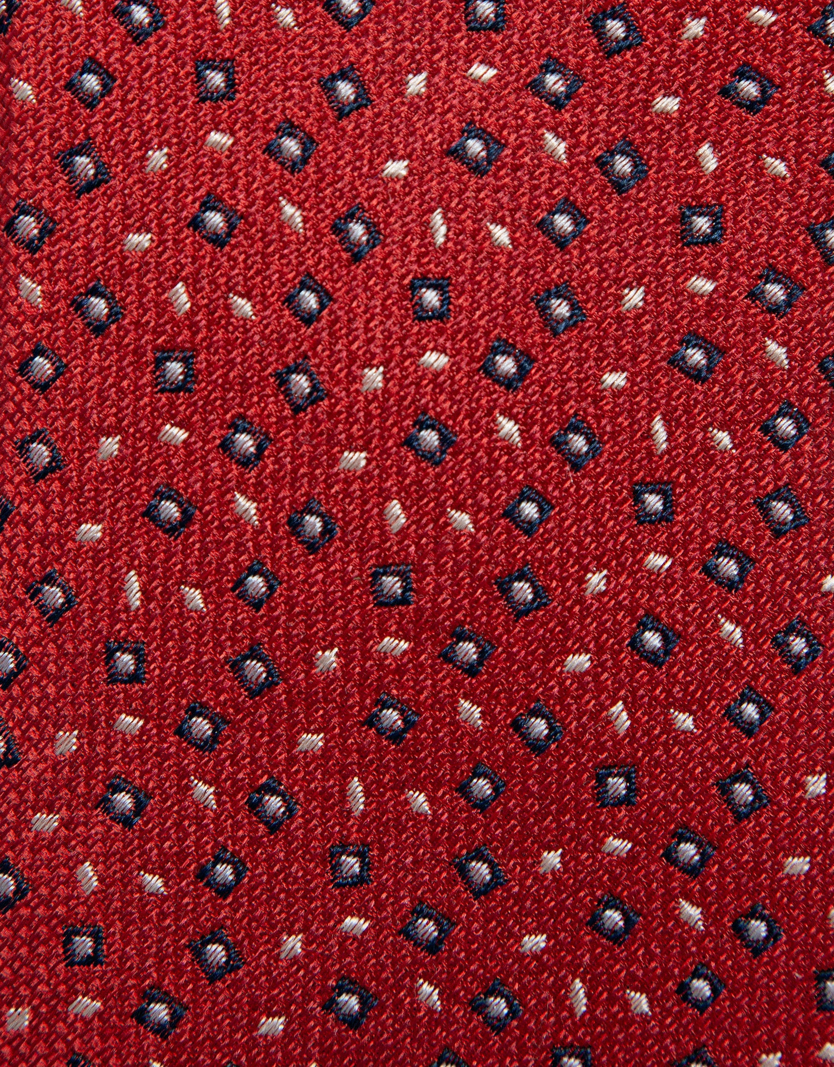 Corbera seda roja con jacquard geométrico ... | Roberto Verino