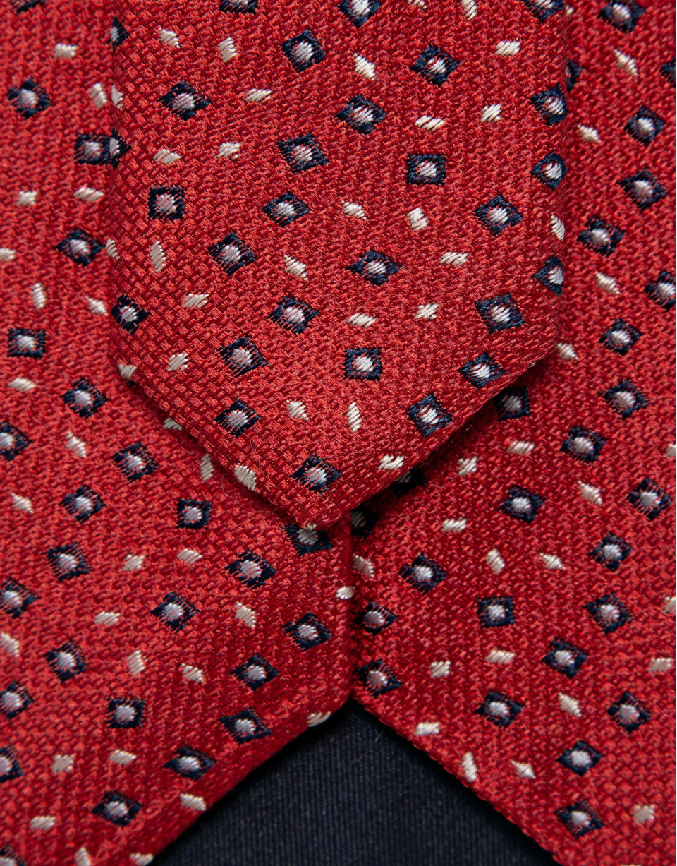 Corbera seda roja con jacquard geométrico ... | Roberto Verino