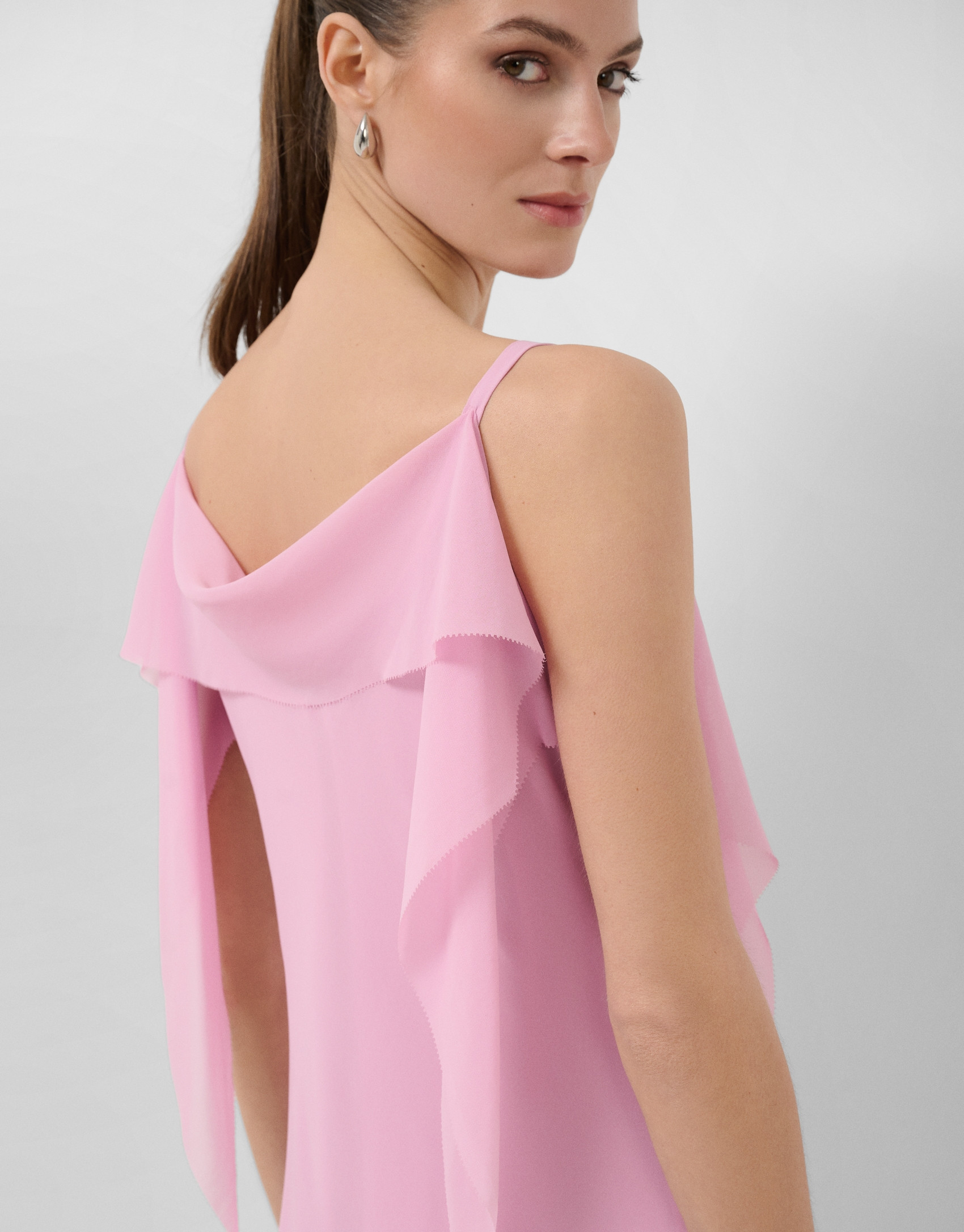 Vestido largo tirantes rosa con gasa en sisas | Roberto Verino
