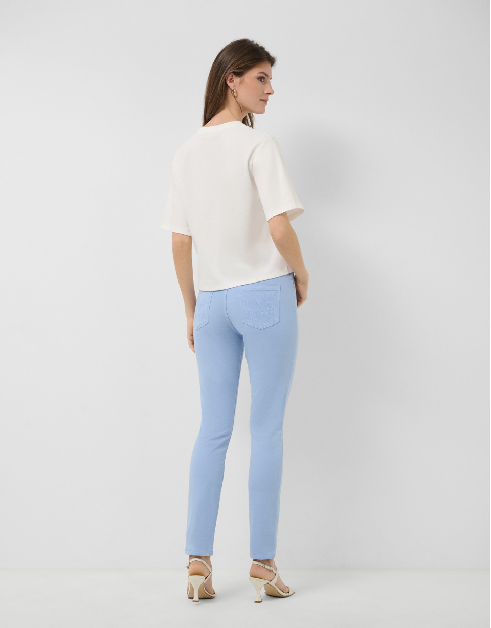 Camiseta oversize blanca con strass RV en pecho | Roberto Verino