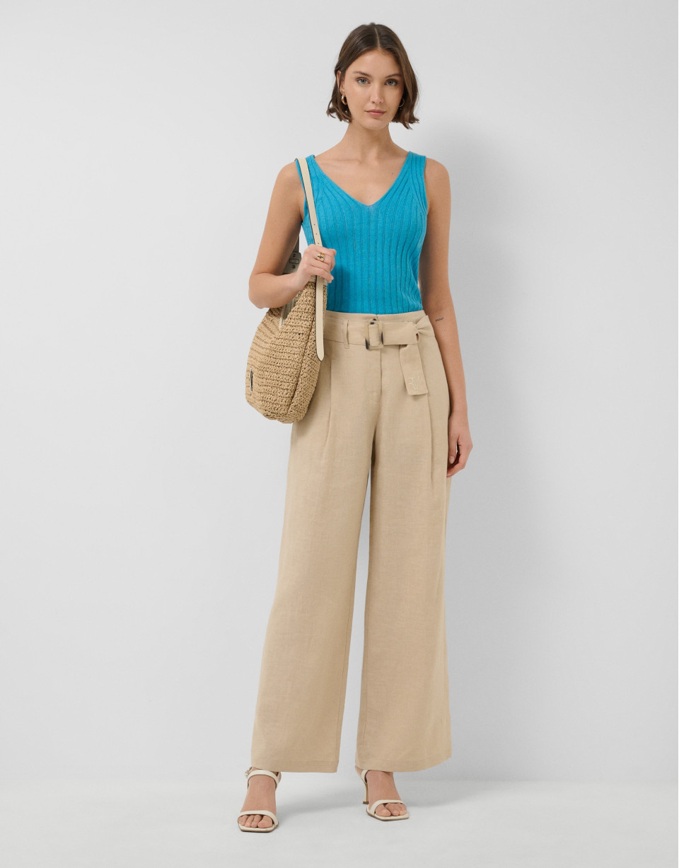 Pantalón fluido tonos beige claro con cinturón | Roberto Verino