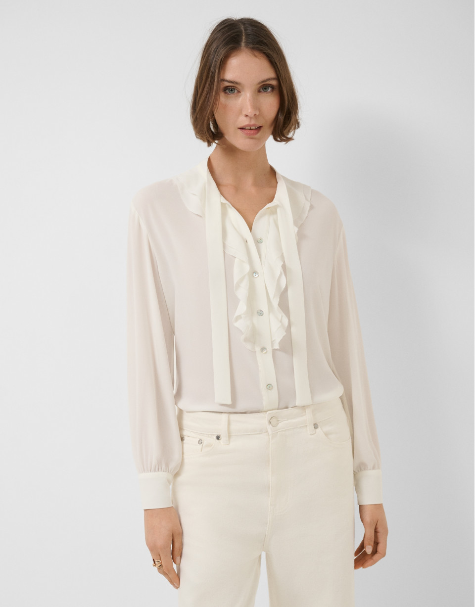 Blusa gasa color crudo con volantes en pechera | Roberto Verino