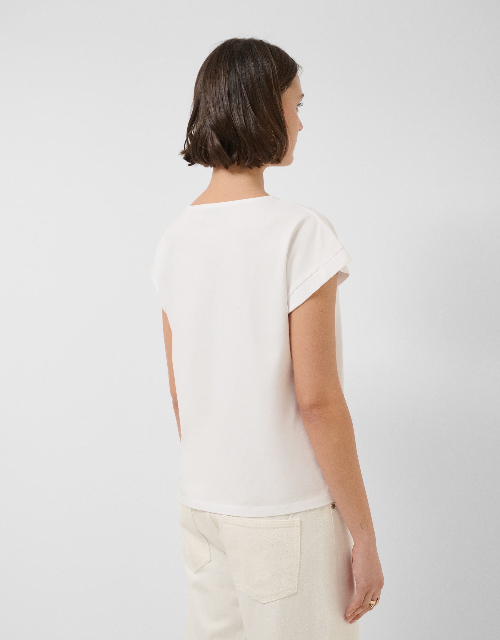 Oversized white sleeveless T-shirt with stars... | Roberto Verino