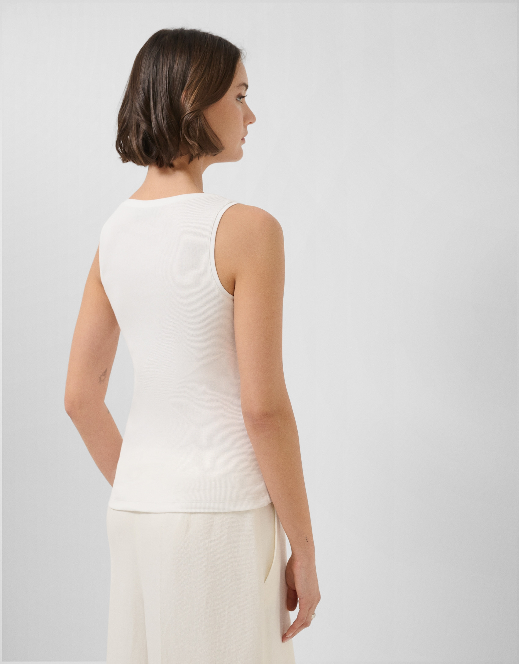 White ribbed tank top - Woman - SS2026 | Roberto Verino