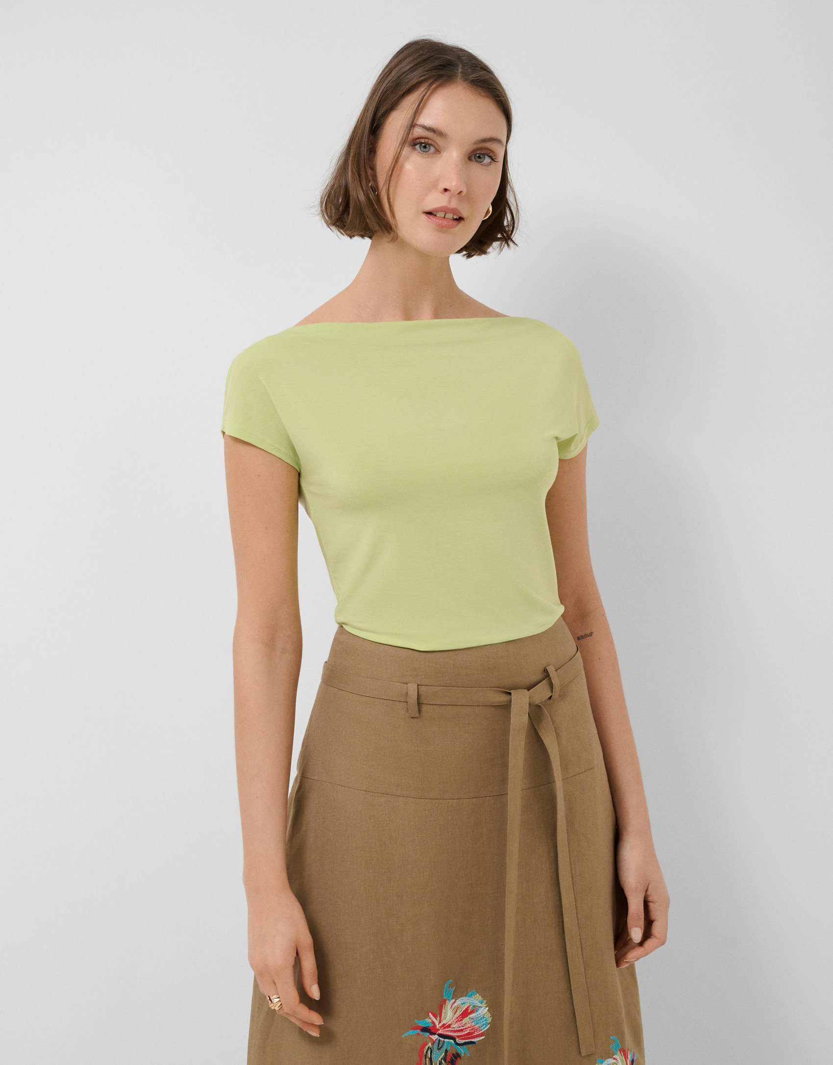 Camiseta escote drapeado verde - Mujer - PV2026 | Roberto Verino
