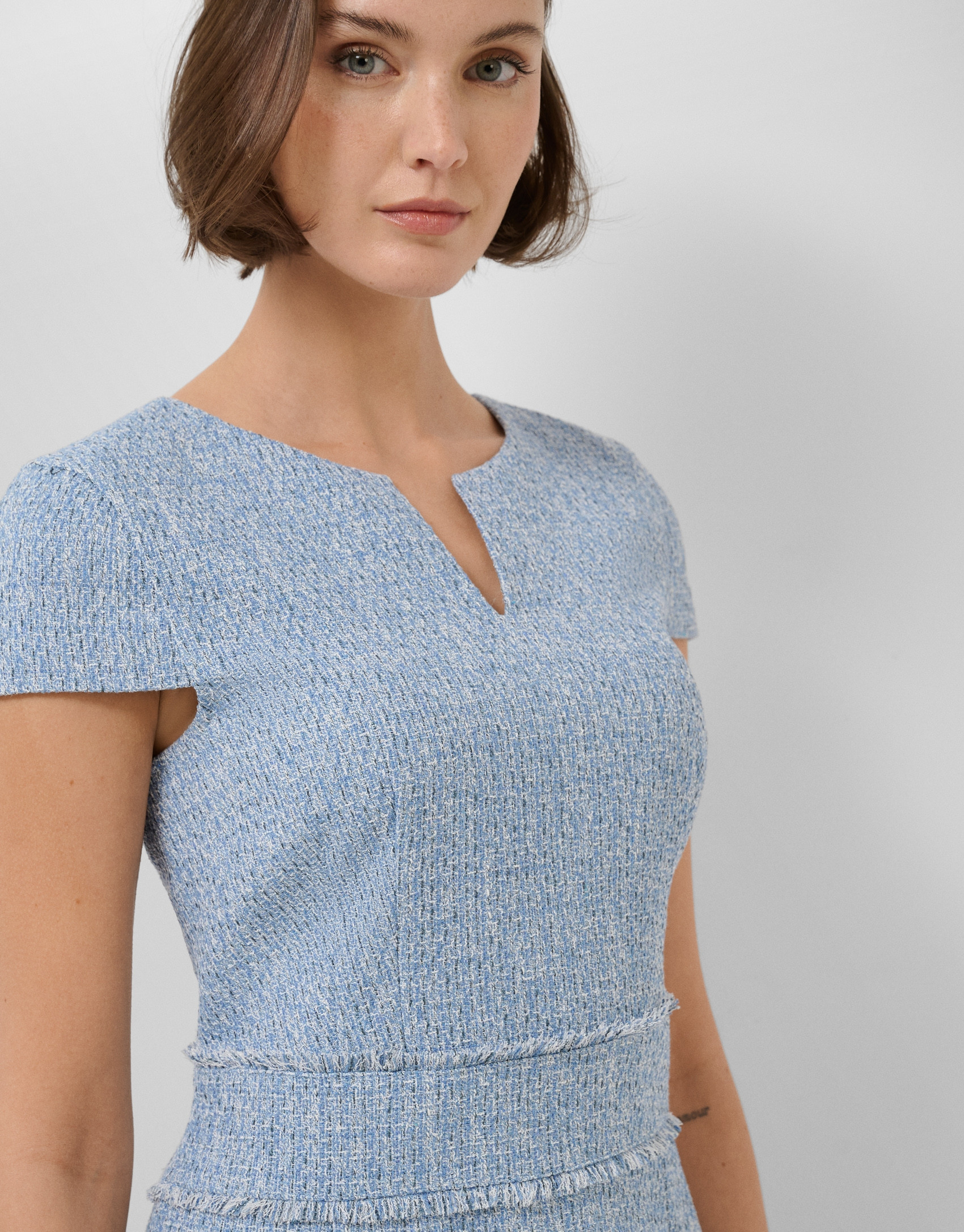 Vestido recto manga corta tweed tonos azules | Roberto Verino