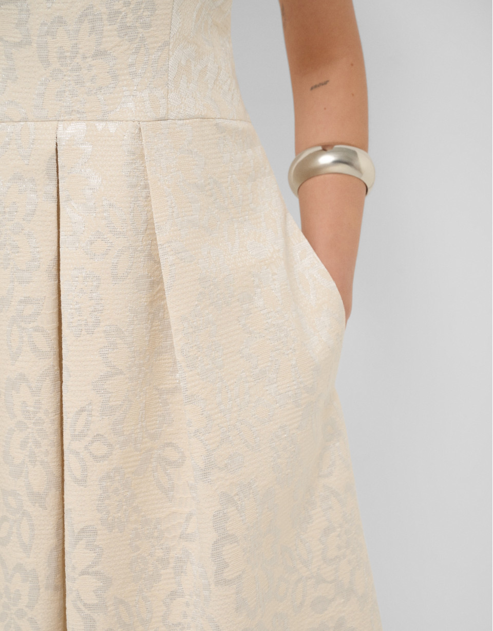 Vestido sisas beige jacquard floral plata ... | Roberto Verino