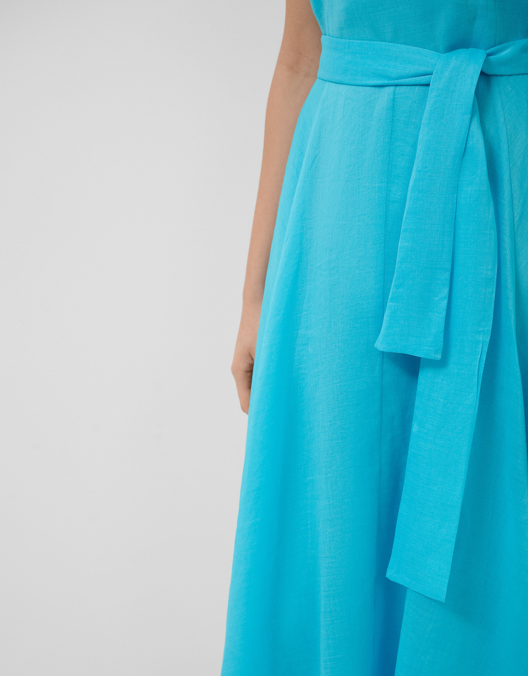 Turquoise blue ramie sleeveless midi dress | Roberto Verino