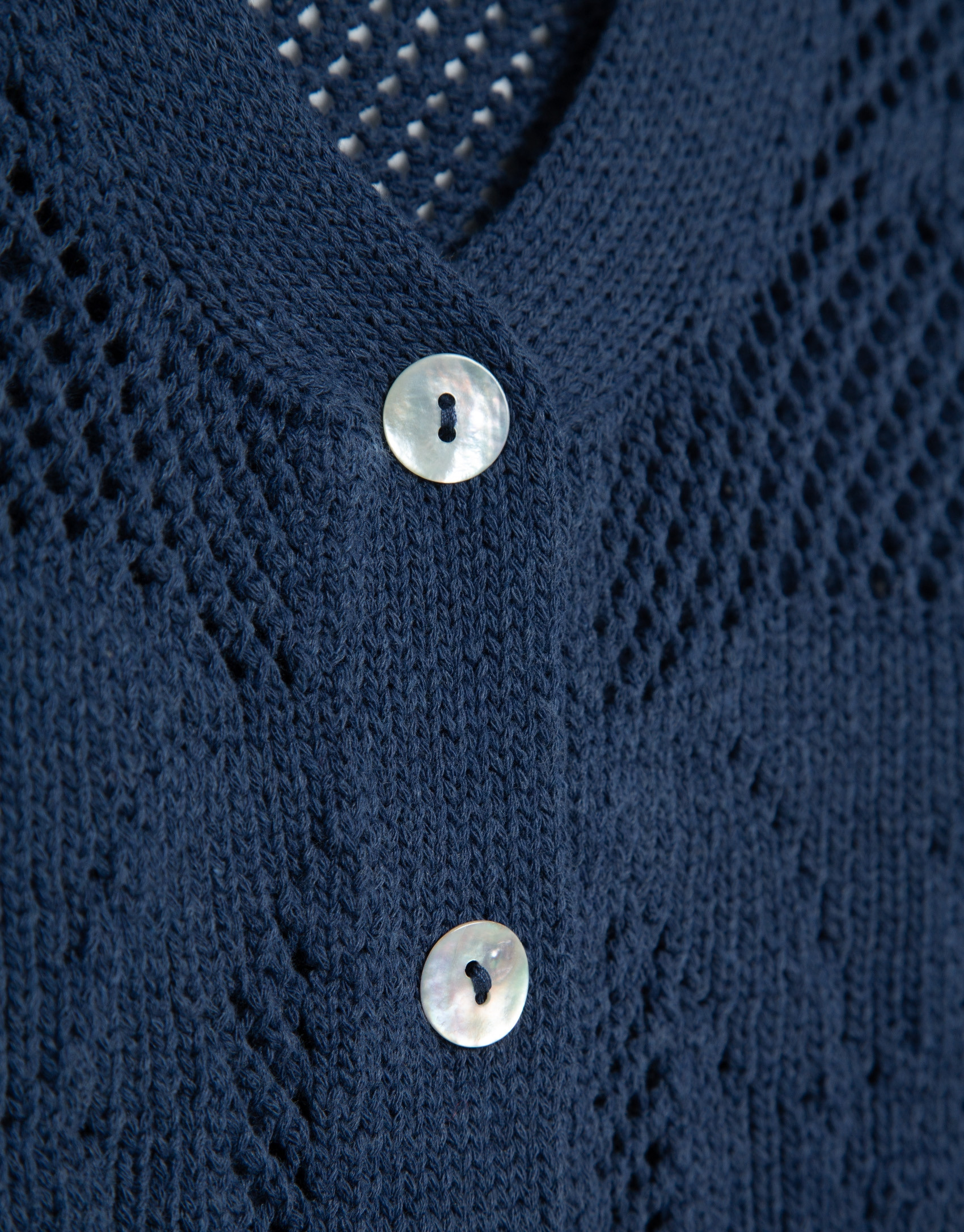 Short-sleeved jacket with navy blue floral ... | Roberto Verino