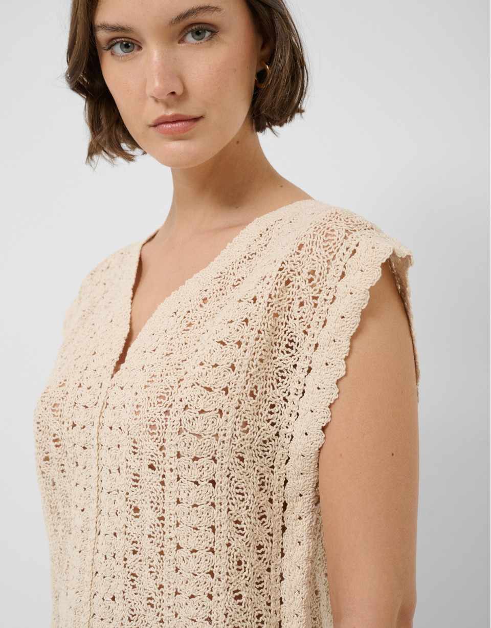 Top estilo chaleco punto trabajado beige | Roberto Verino
