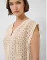 Top estilo chaleco punto trabajado beige | Roberto Verino