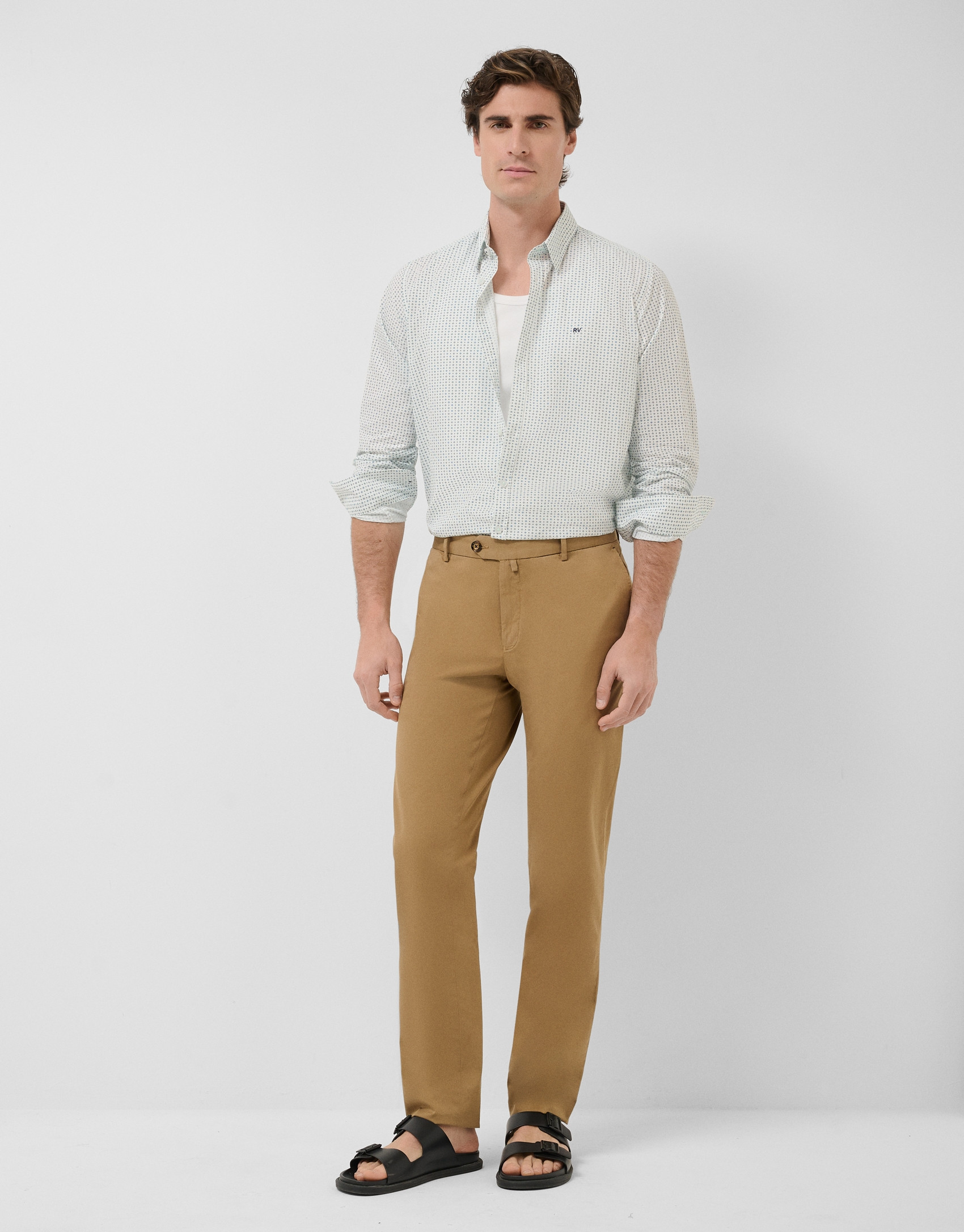 Camel-dyed chino trousers - Man - SS2026 | Roberto Verino