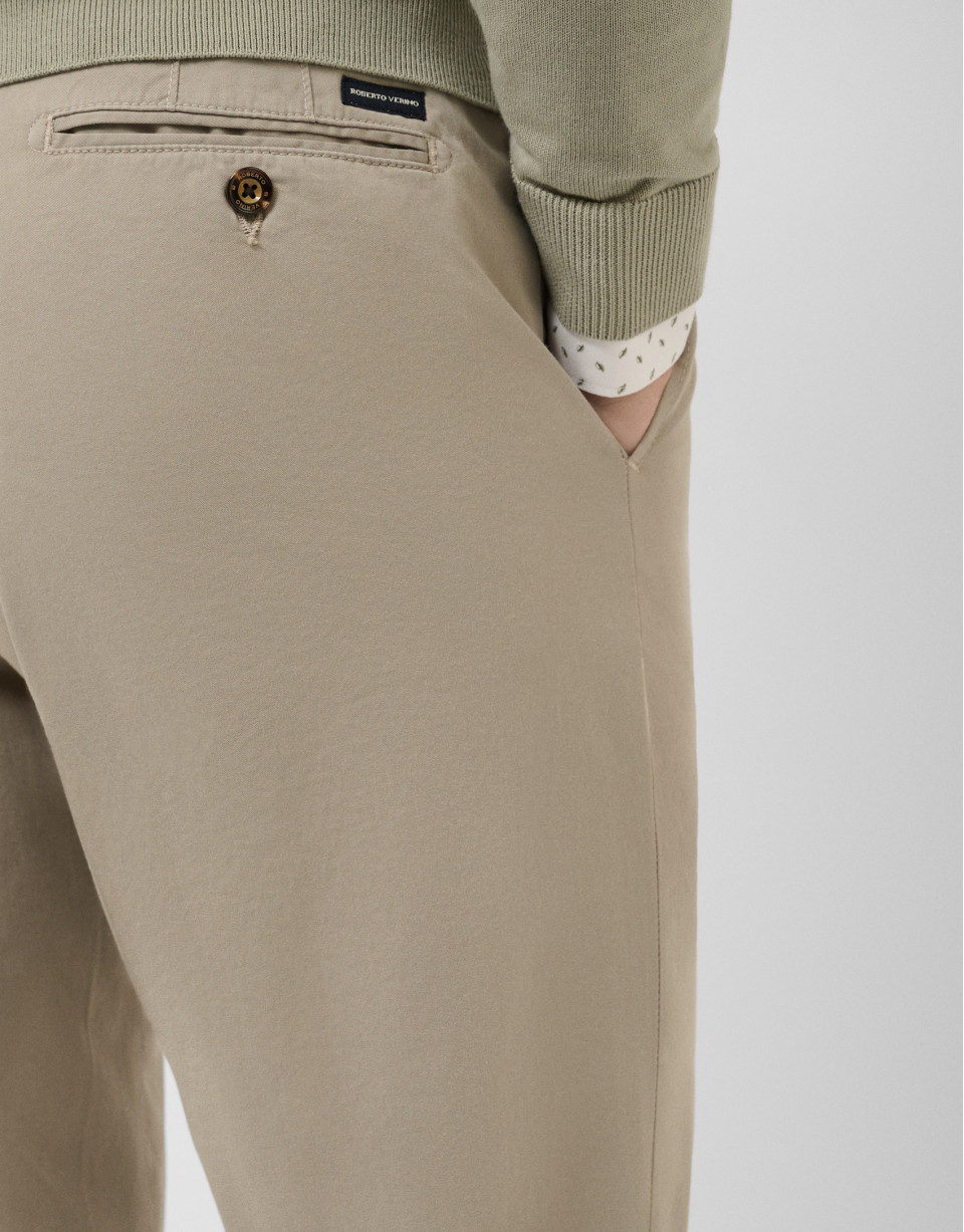 Khaki-dyed chino trousers - Man - SS2026 | Roberto Verino