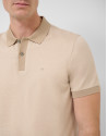Polo jacquard mercerizado tricolor camel/blanco | Roberto Verino