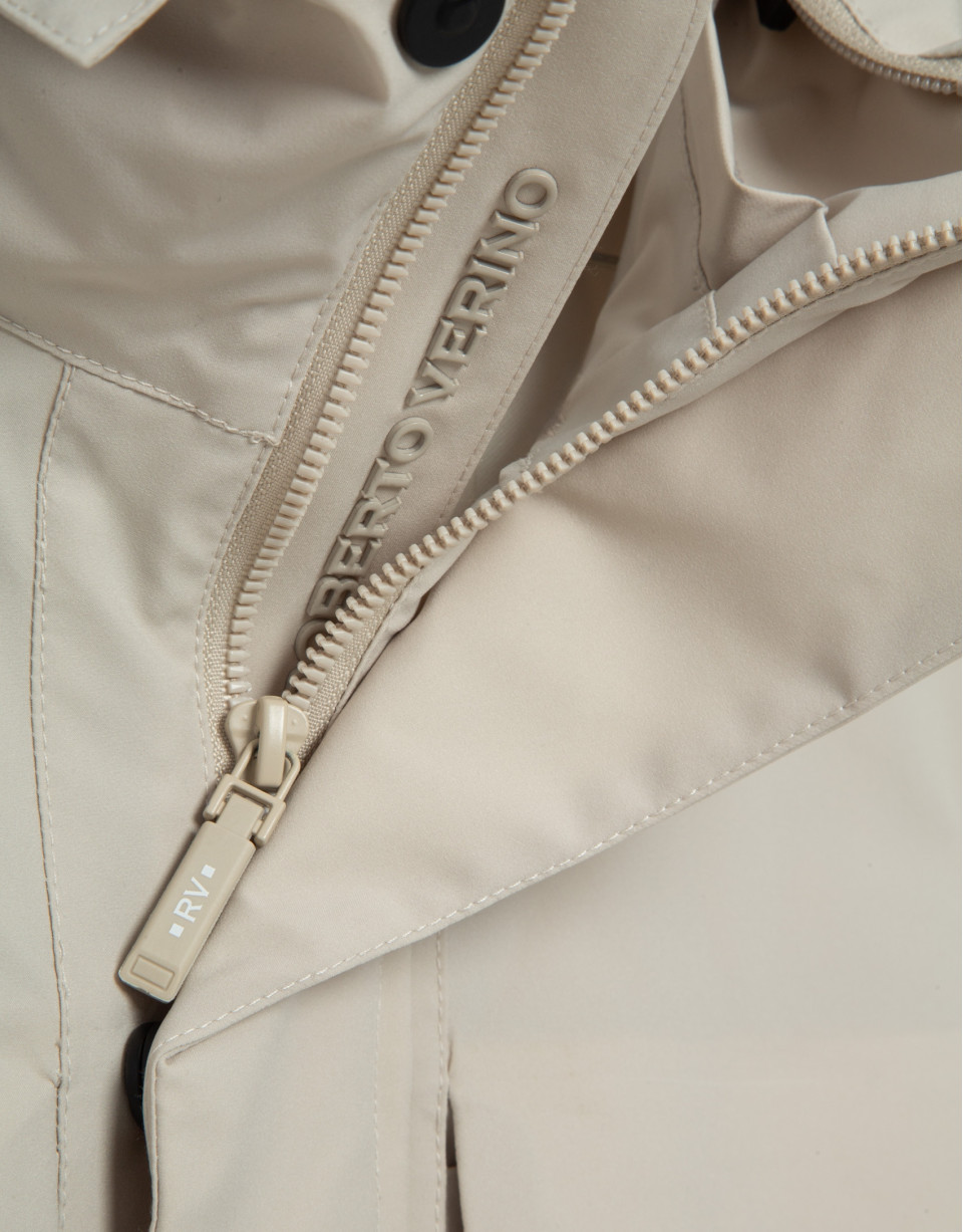 Parka larga color crudo - Hombre - PV2026 | Roberto Verino