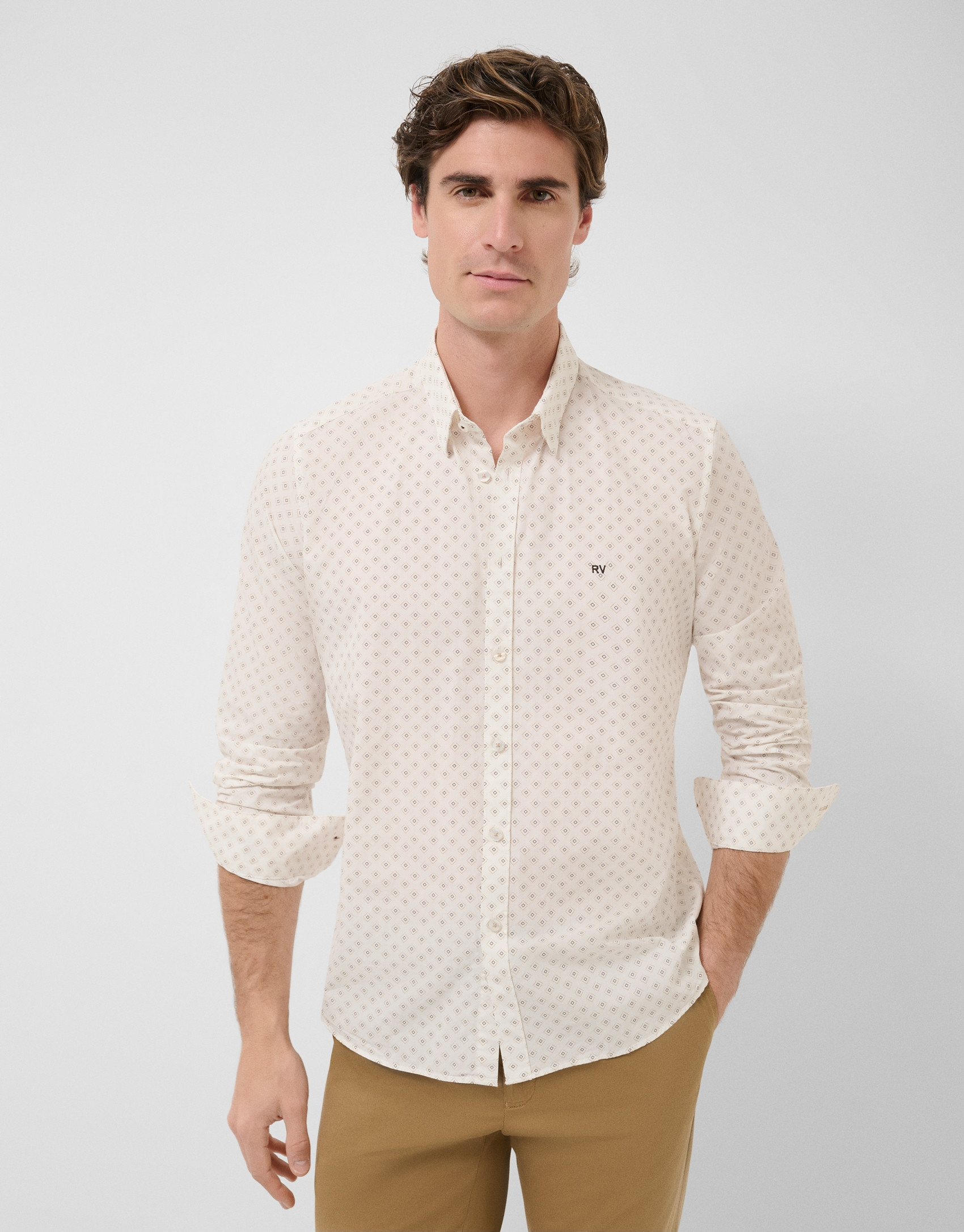 Slim-fit white shirt with brown geometric print | Roberto Verino