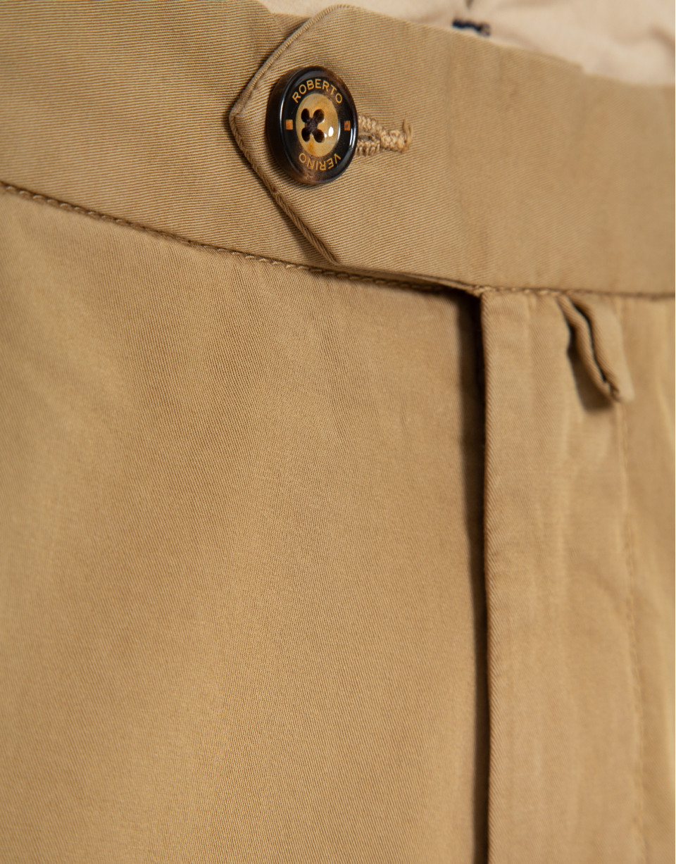 Camel-dyed chino trousers - Man - SS2026 | Roberto Verino