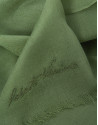 Fular modal verde con firma bordada - Mujer | Roberto Verino