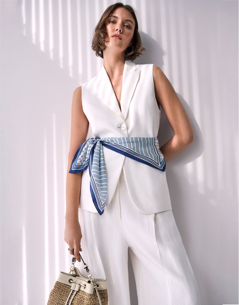 Long off-white linen blend waistcoat - Woman | Roberto Verino